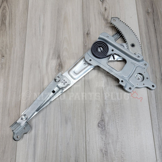 Nissan R33 Skyline Coupe RH Window Regulator Assembly - NizmoPartsPlug