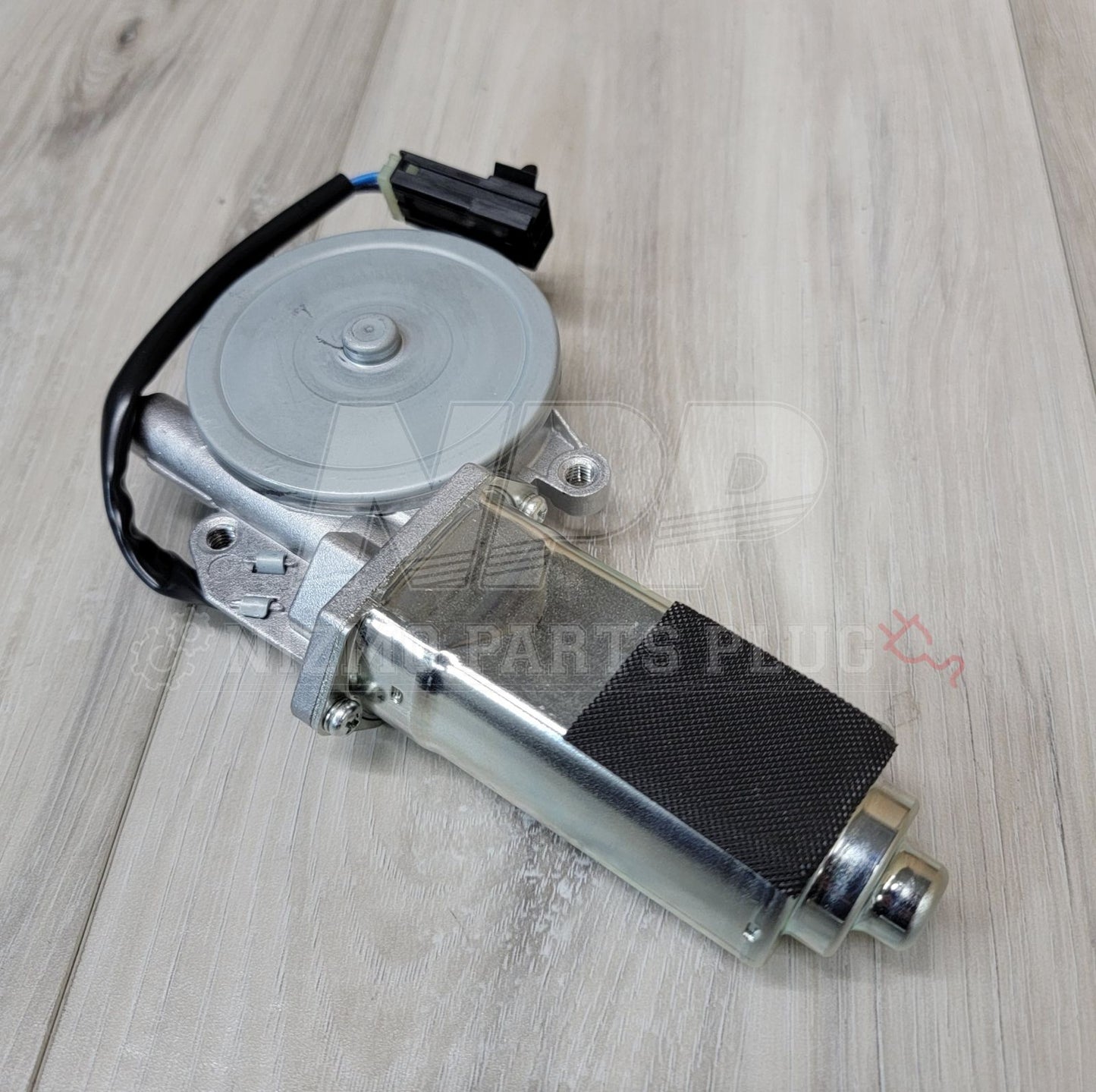 R33 Skyline Coupe RH Driver Window Regulator Motor